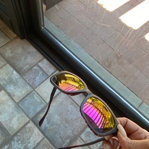 Puma sunglasses rand new with tag.